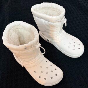 Croc Classic Lined Neo Puff Boot (White)